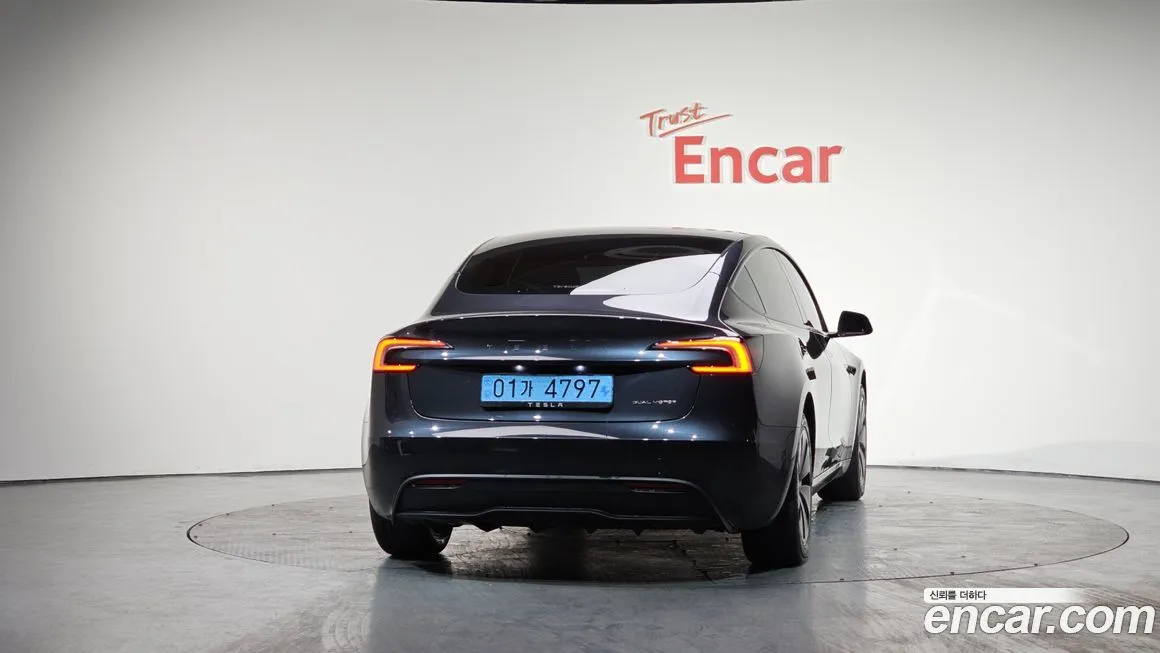 Tesla Model 3 2025 из KR, фото 3