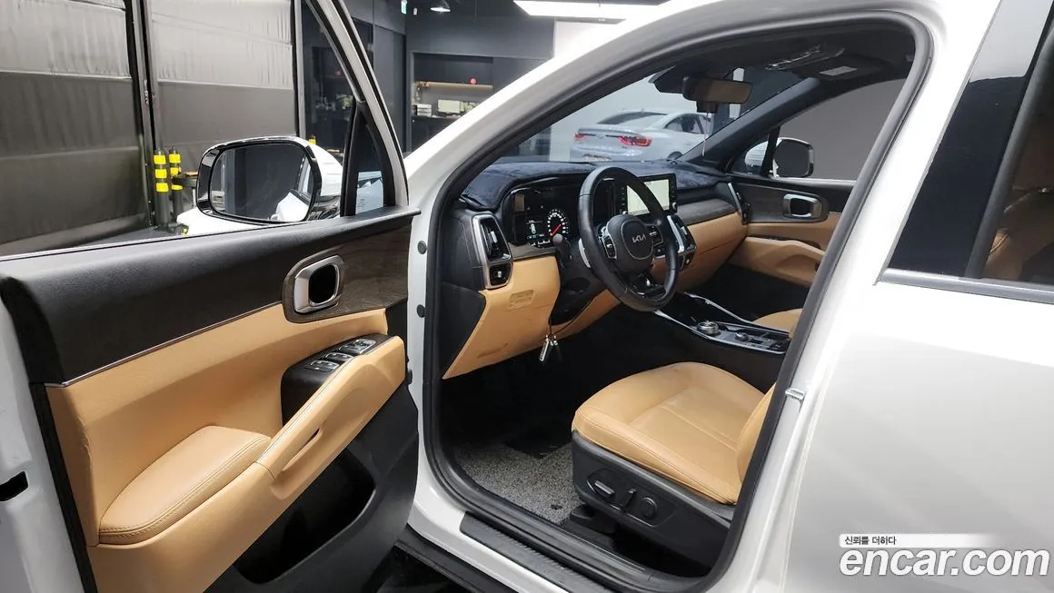 Kia Sorento — фото 9