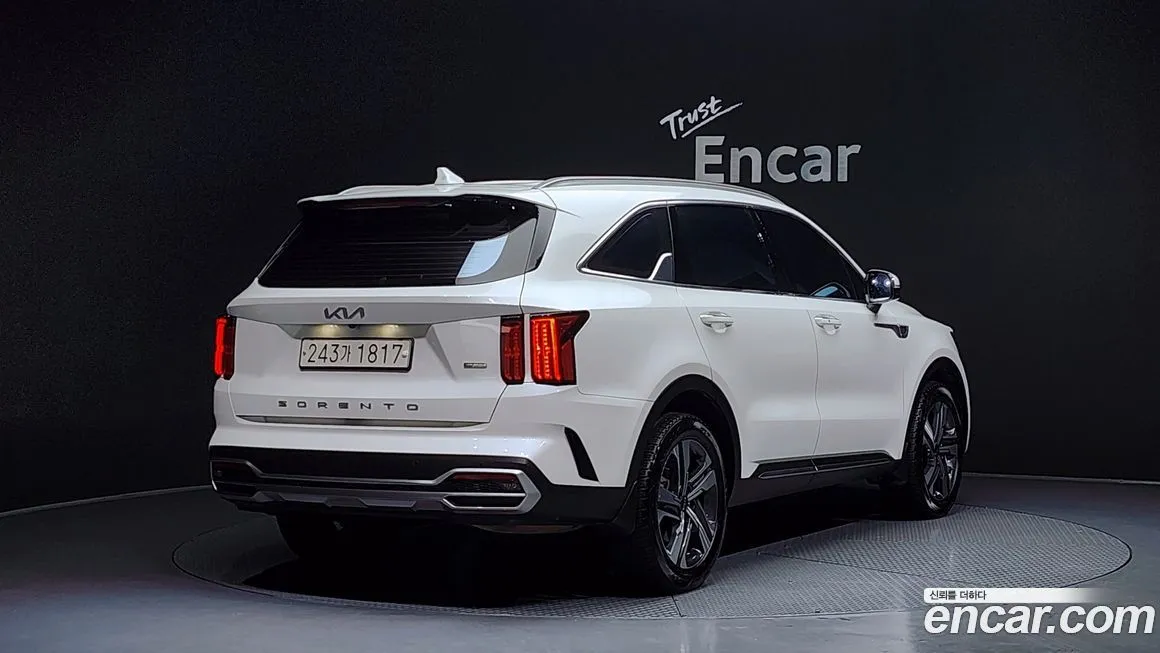 Kia Sorento — фото 7