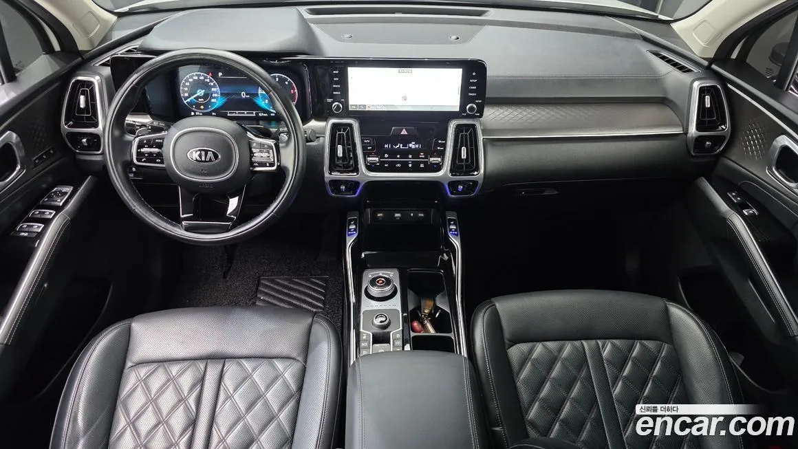 Kia Sorento — фото 8