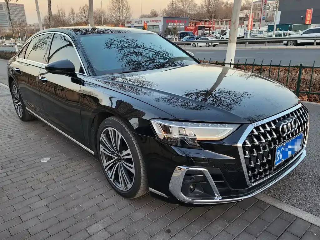 Audi A8 2024 из CN, фото 4