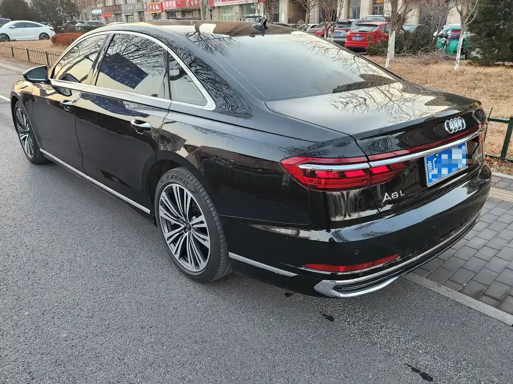 Audi A8 2024 из CN, фото 7