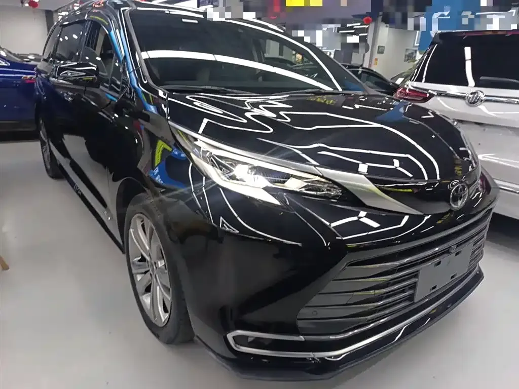 Toyota Sienna 2024 из CN, фото 6