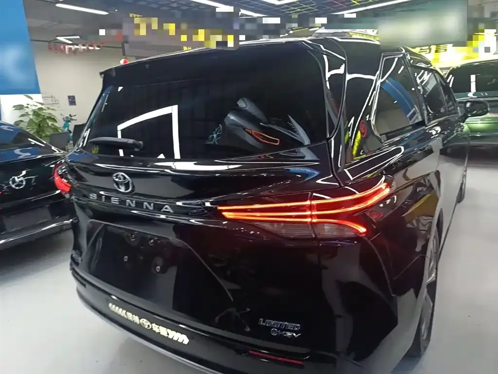 Toyota Sienna 2024 из CN, фото 7
