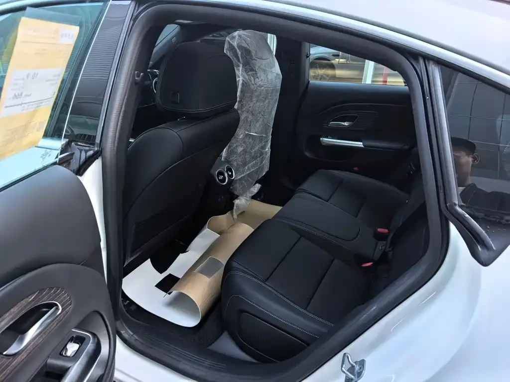 Mercedes-Benz CLA PHEV 2025 из CN, фото 6