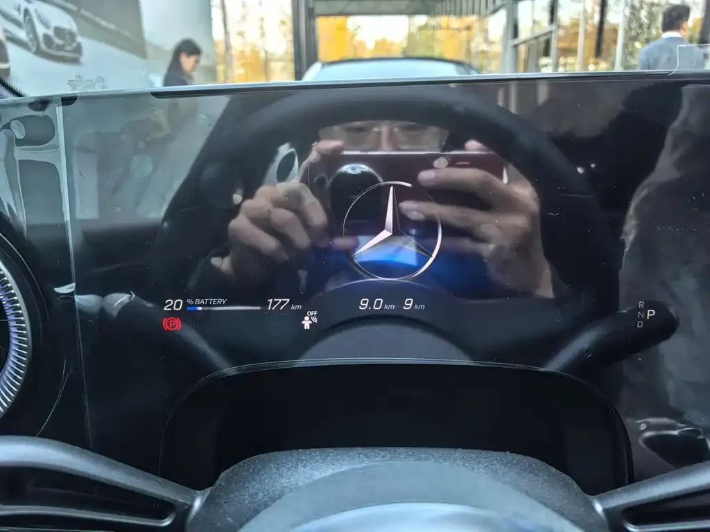 Mercedes-Benz CLA PHEV 2025 из CN, фото 2