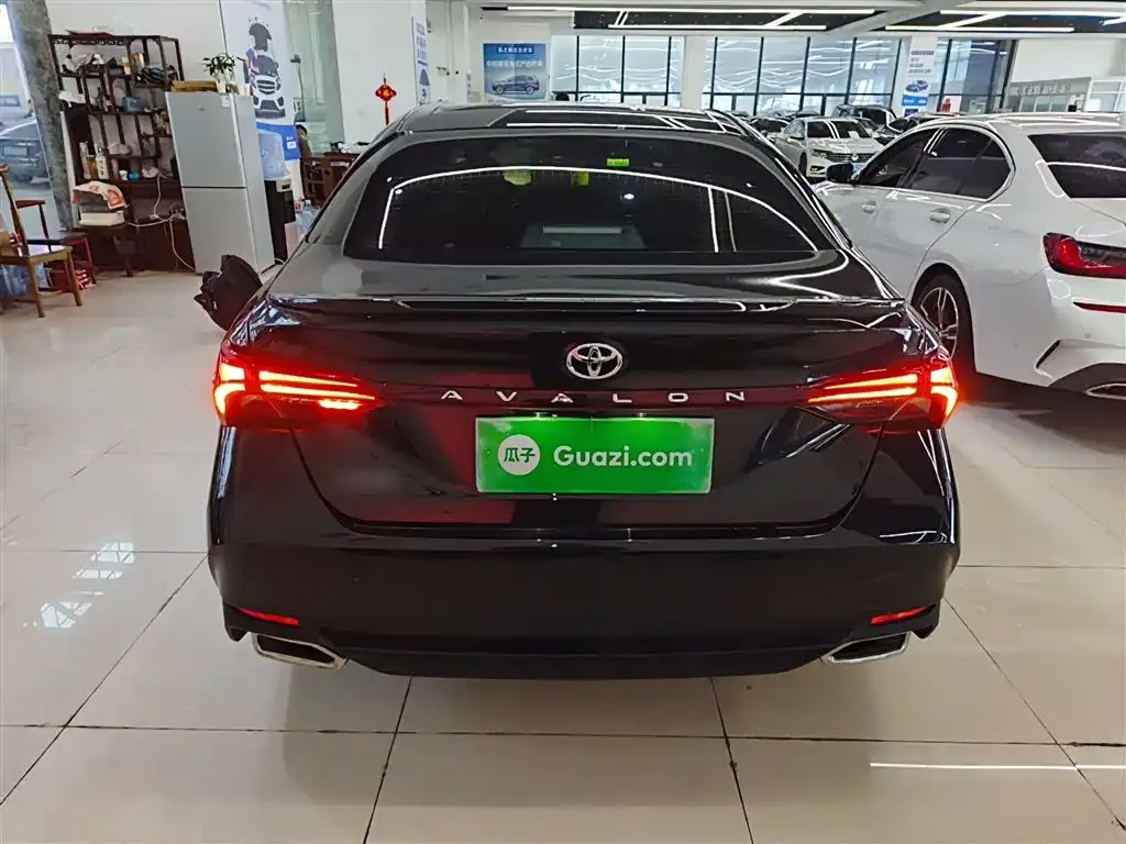Toyota Avalon 2022 из CN, фото 9