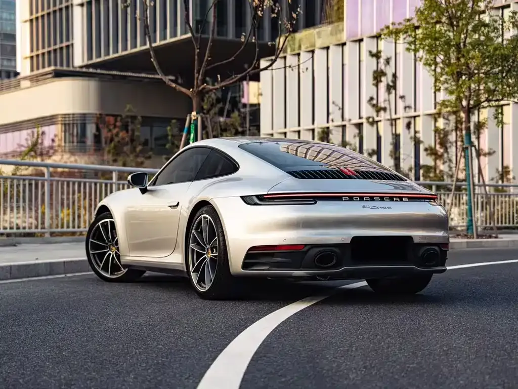 Porsche 911 2023 из CN, фото 6