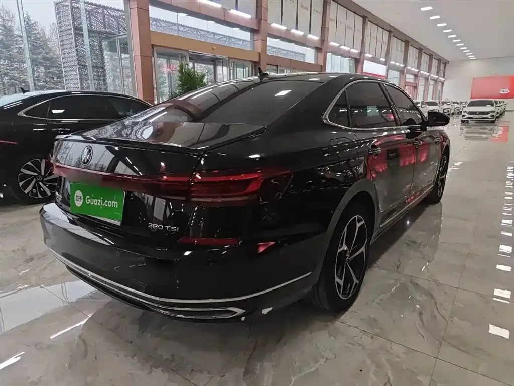 Volkswagen Passat 2024 из CN, фото 8