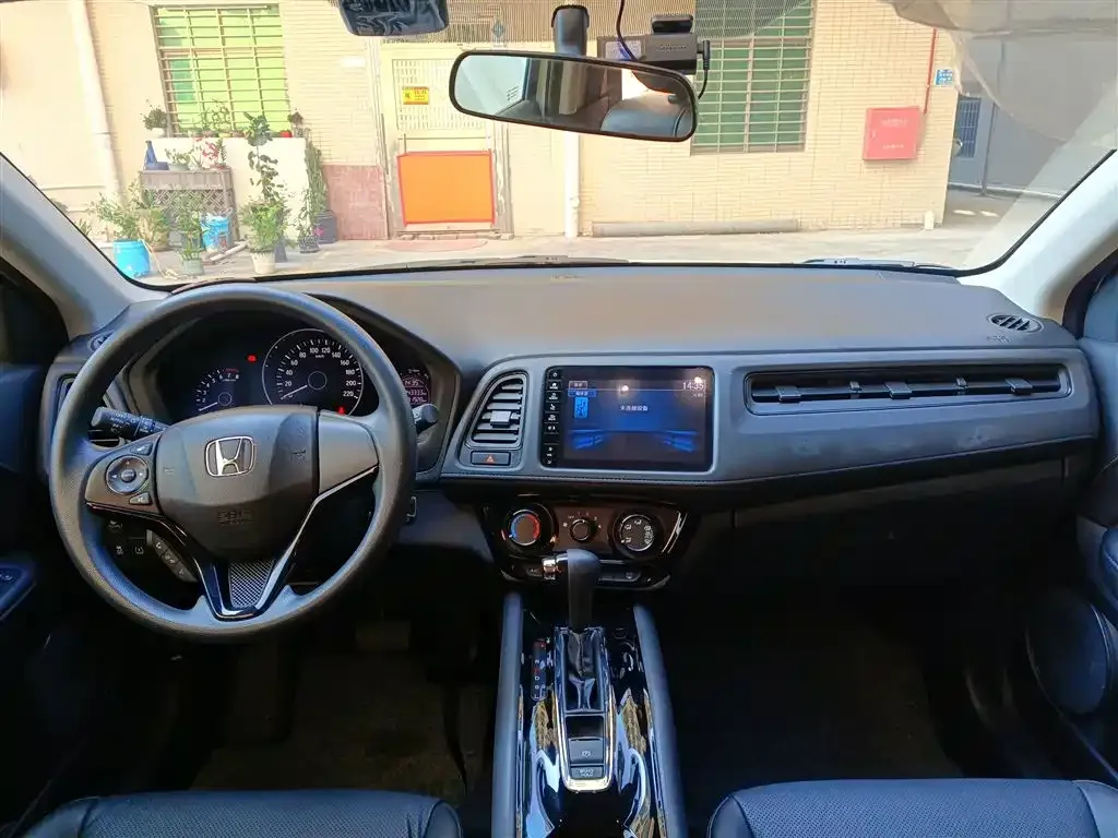 Honda Vezel 2022 из CN, фото 10