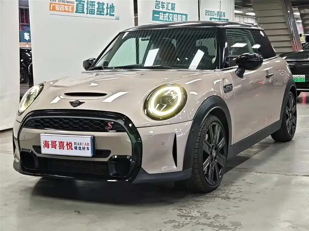 MINI Cooper (3-door) 2023 из CN, фото 1