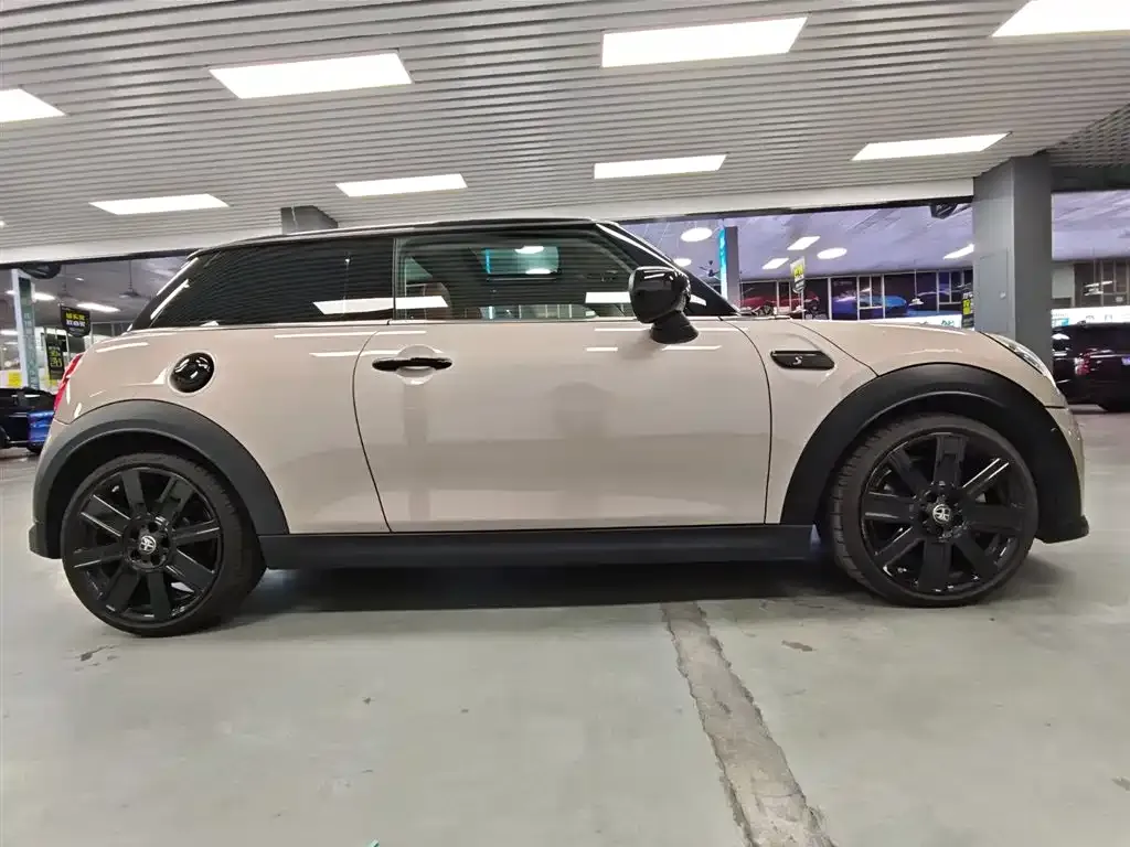 MINI Cooper (3-door) 2023 из CN, фото 5