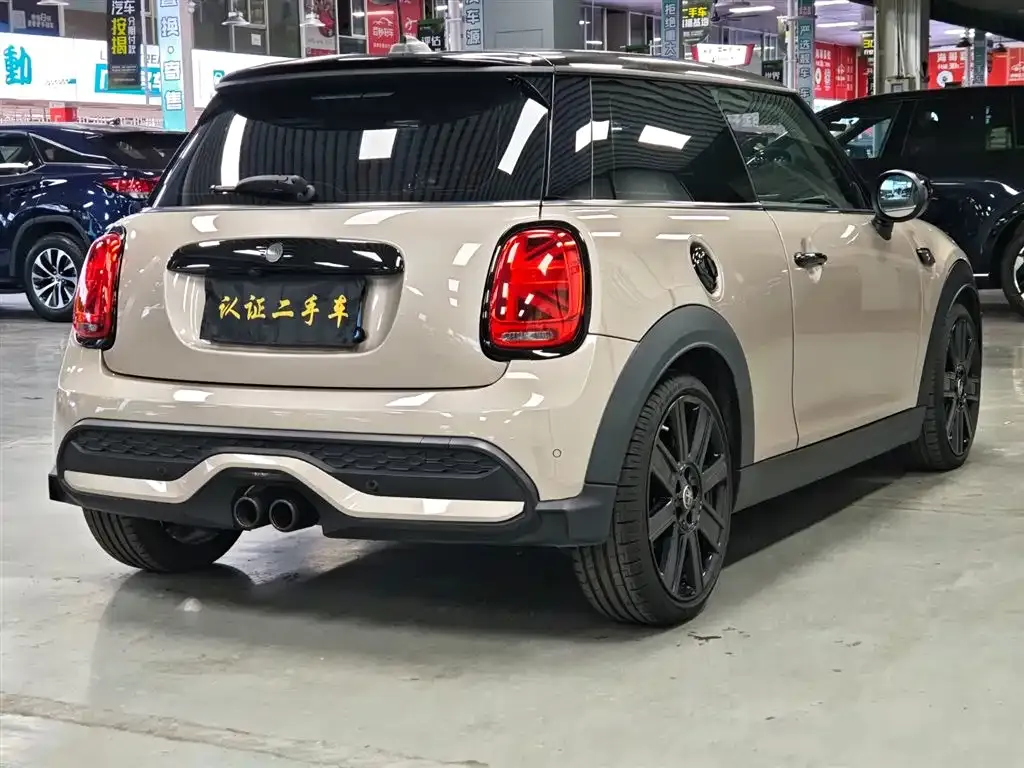 MINI Cooper (3-door) 2023 из CN, фото 8