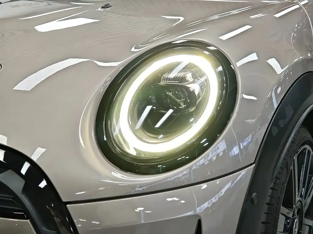MINI Cooper (3-door) 2023 из CN, фото 10