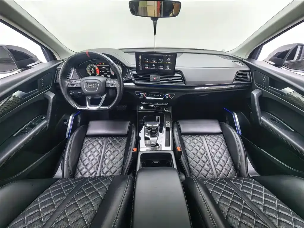 Audi Q5L 2021 из CN, фото 7