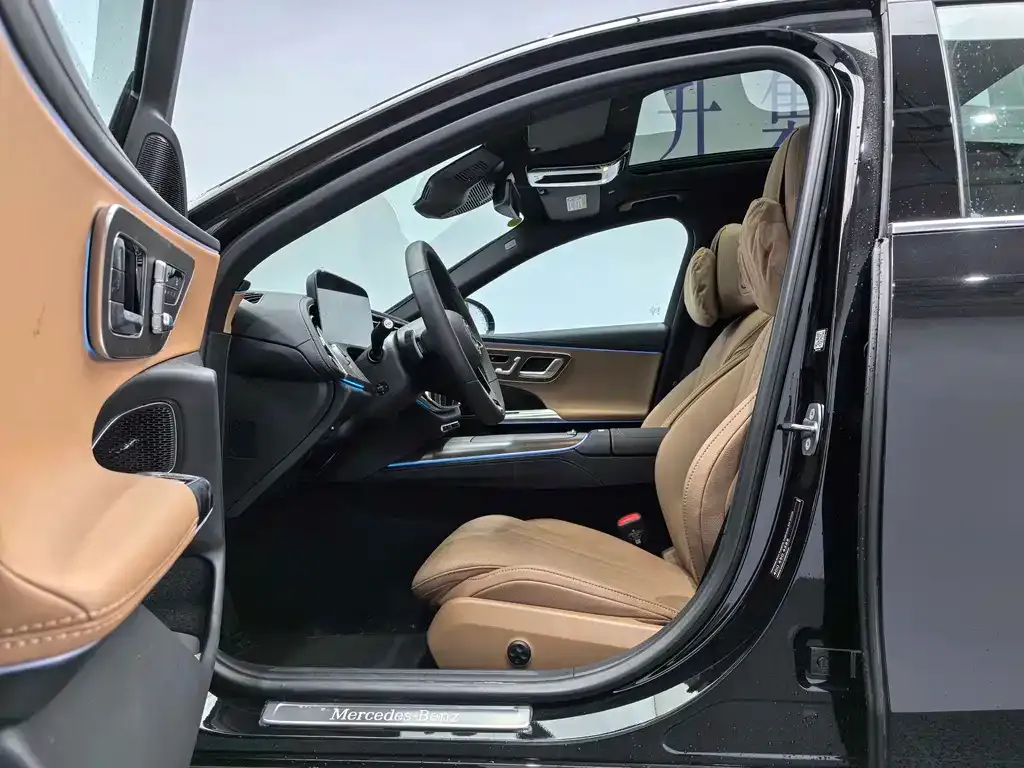 Mercedes-Benz E-Class 2025 из CN, фото 3