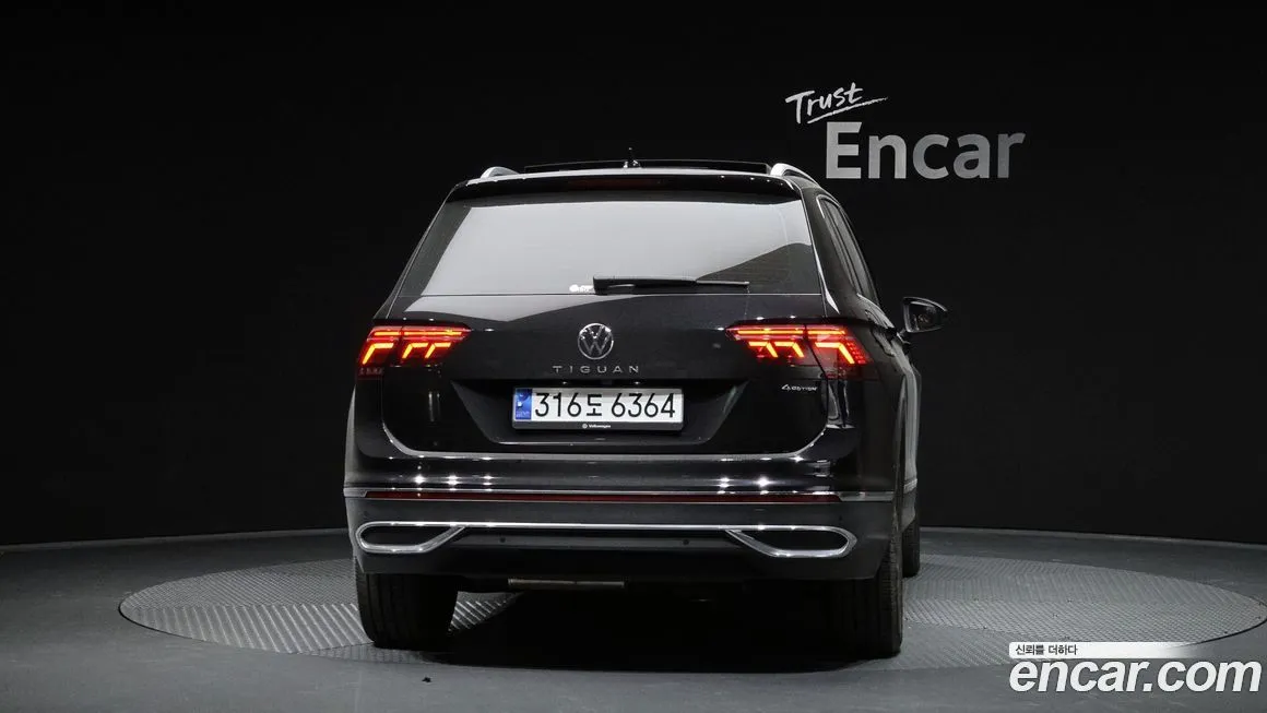Volkswagen Tiguan — фото 5