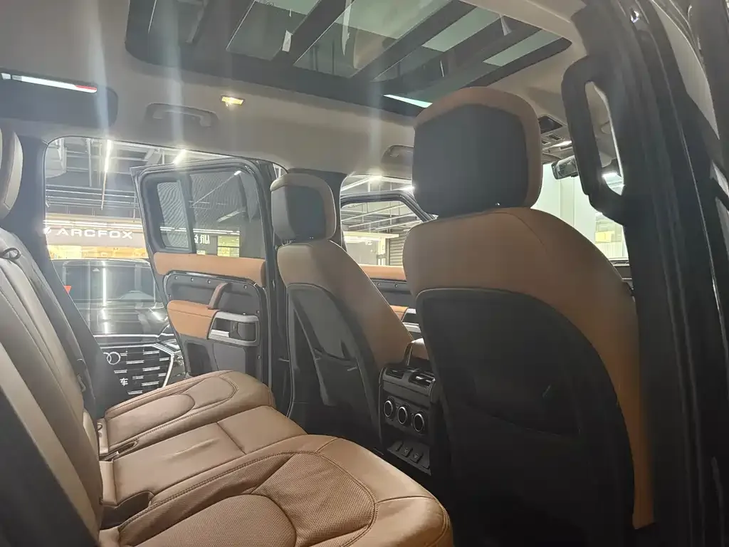 Land Rover Defender 2022 из CN, фото 3