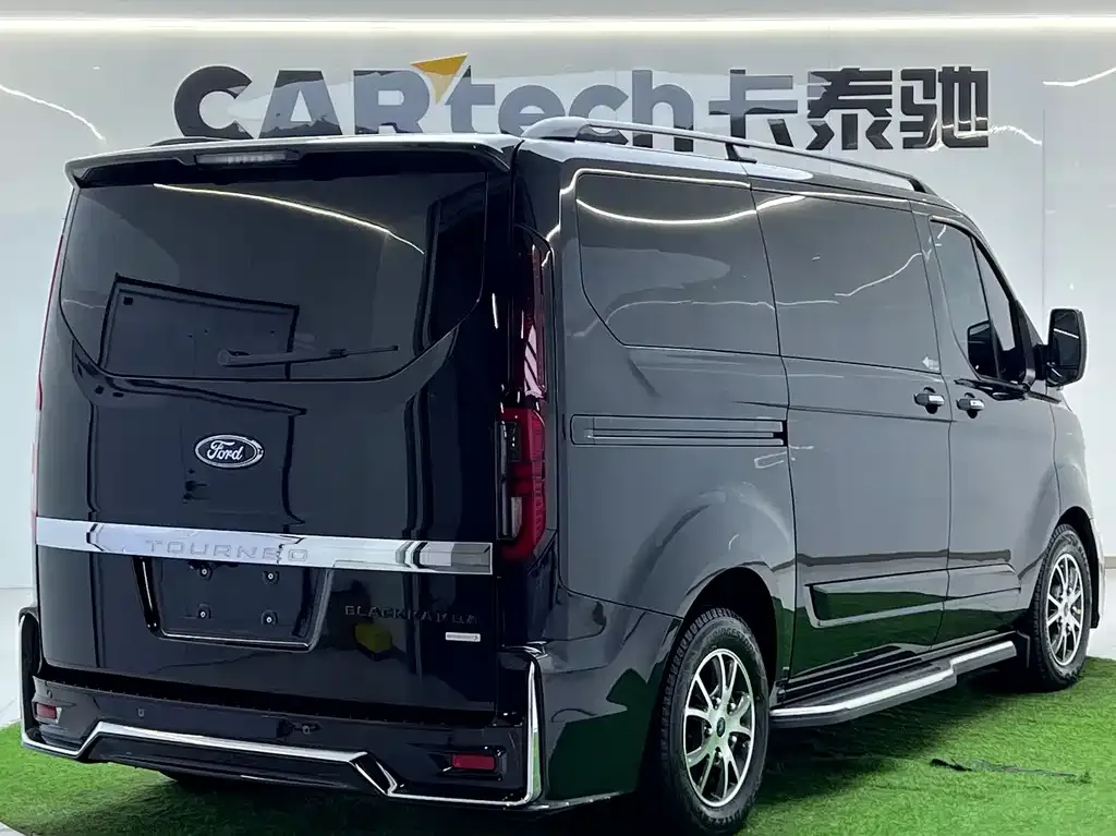 Ford Tourneo 2024 из CN, фото 7