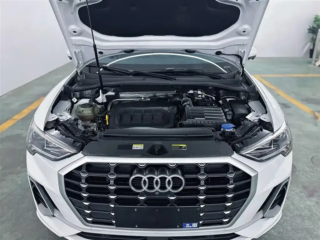 Audi Q3 2022 из CN, фото 2