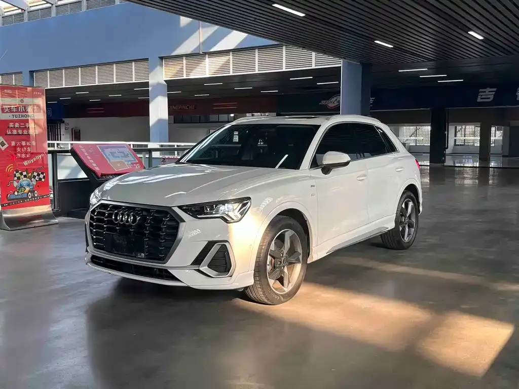 Audi Q3 2022 из CN, фото 1