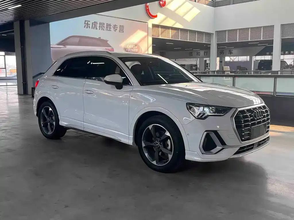 Audi Q3 2022 из CN, фото 7