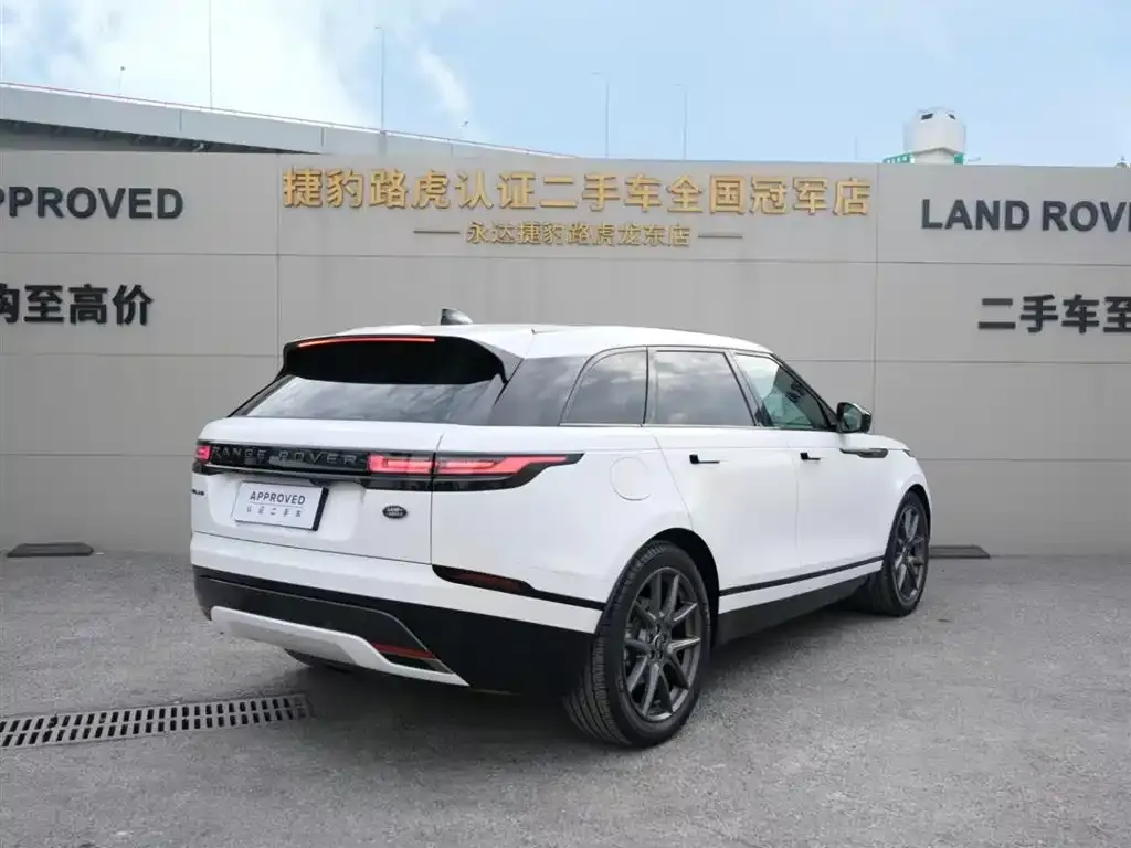 Land Rover Velar — фото 10