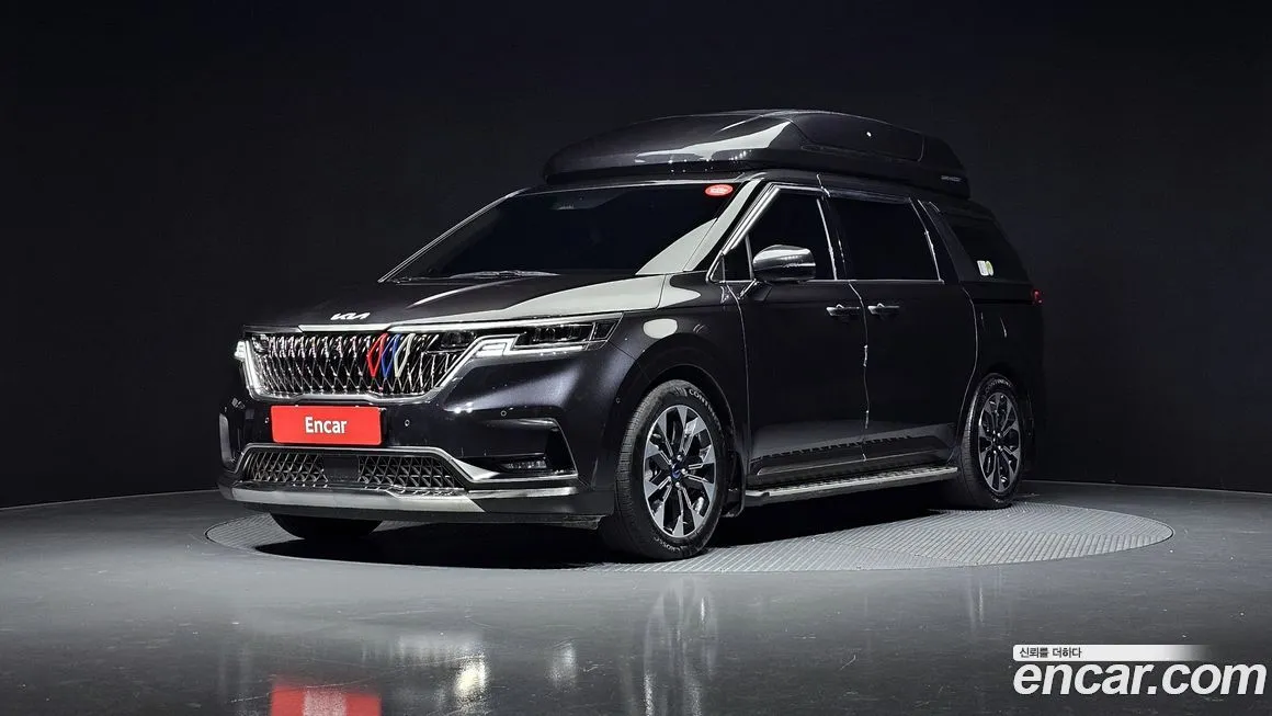 Kia Carnival — фото 1
