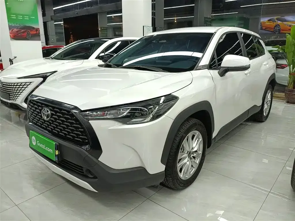 Toyota Corolla Cross 2024 из CN, фото 1