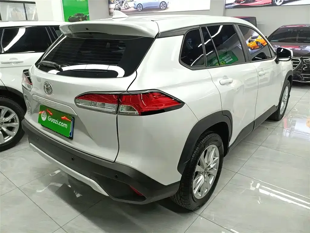 Toyota Corolla Cross 2024 из CN, фото 3
