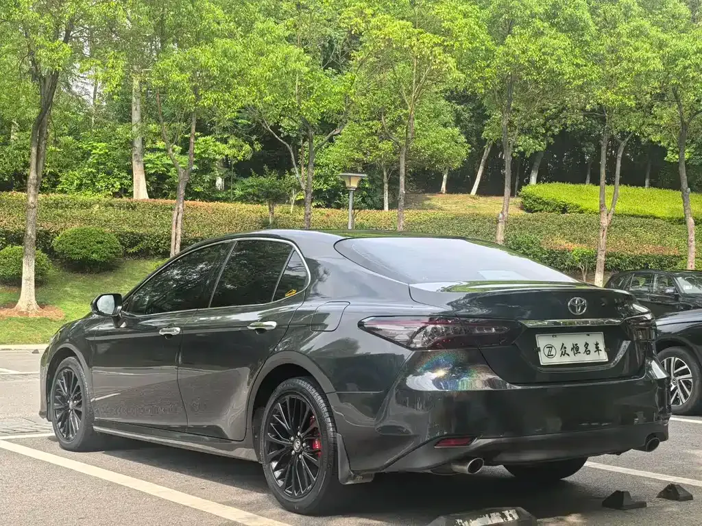 Toyota Camry 2023 из CN, фото 8