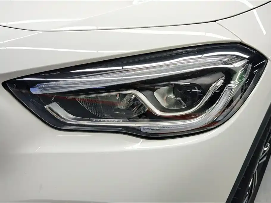 Mercedes-Benz GLA — фото 7