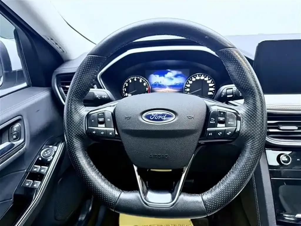 Ford Escape 2021 из CN, фото 3