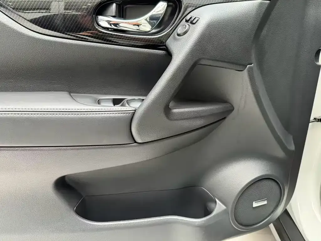 Nissan X-Trail 2021 из CN, фото 4