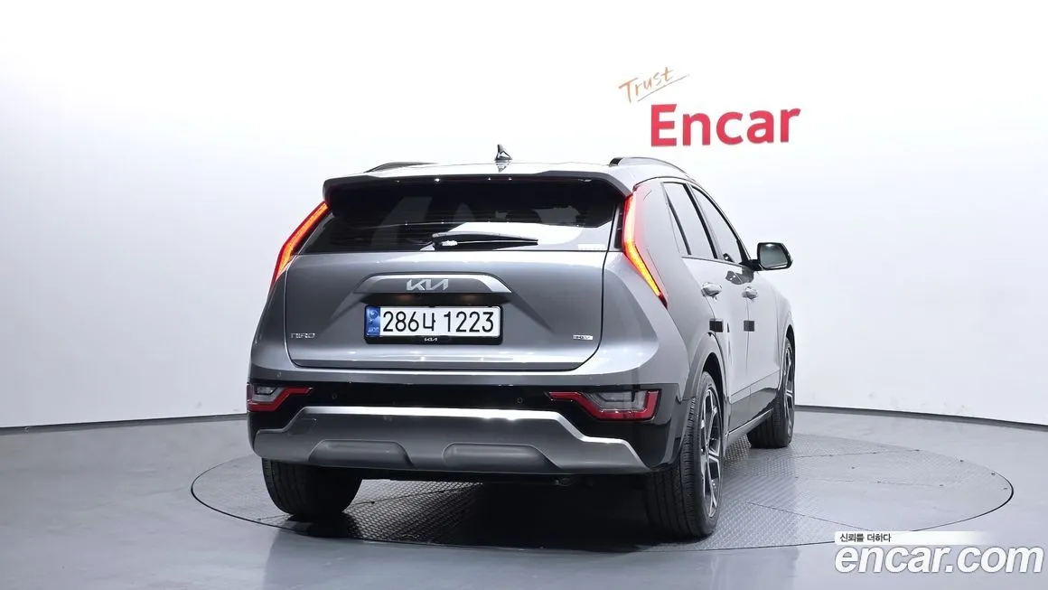 Kia Niro 2022 из KR, фото 2