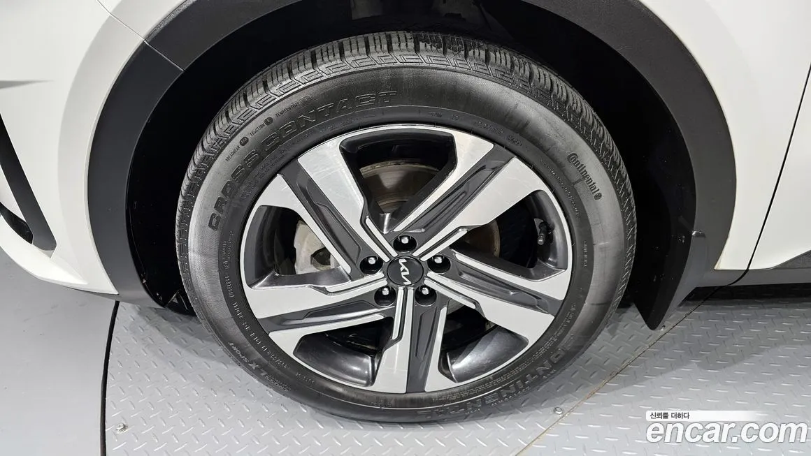 Kia Sorento — фото 9