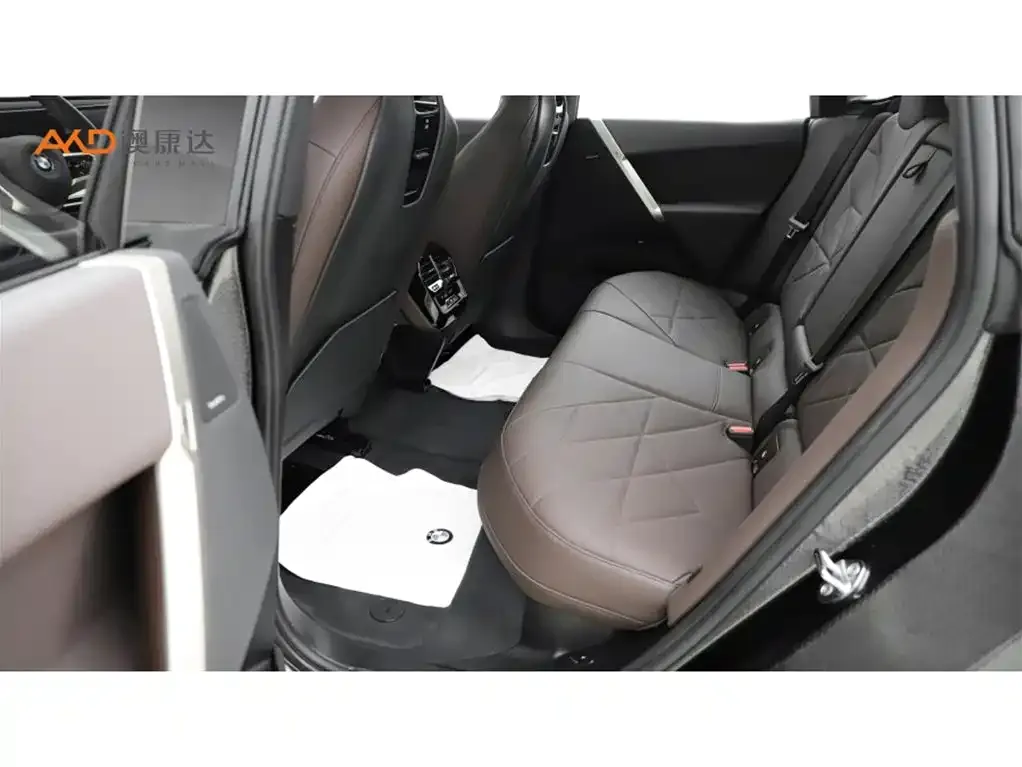 BMW iX 2024 из CN, фото 4