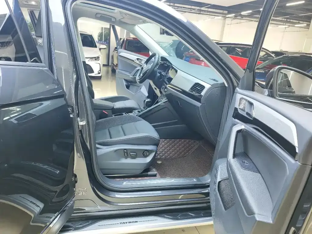 Volkswagen Tayron 2021 из CN, фото 10