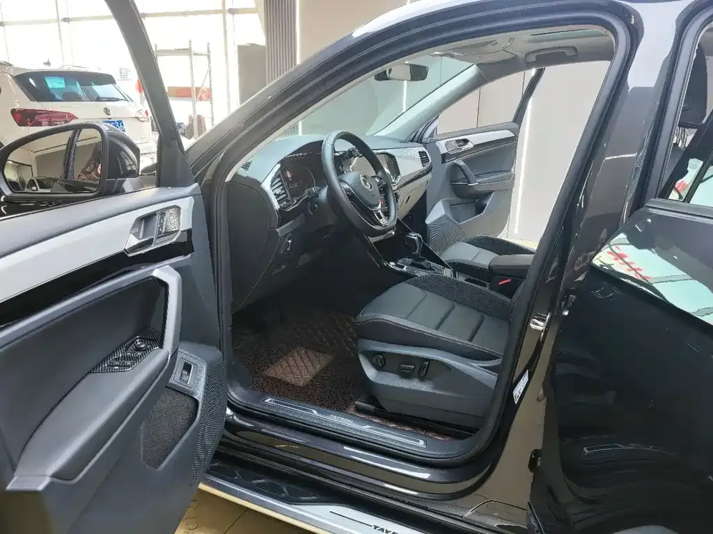 Volkswagen Tayron 2021 из CN, фото 9