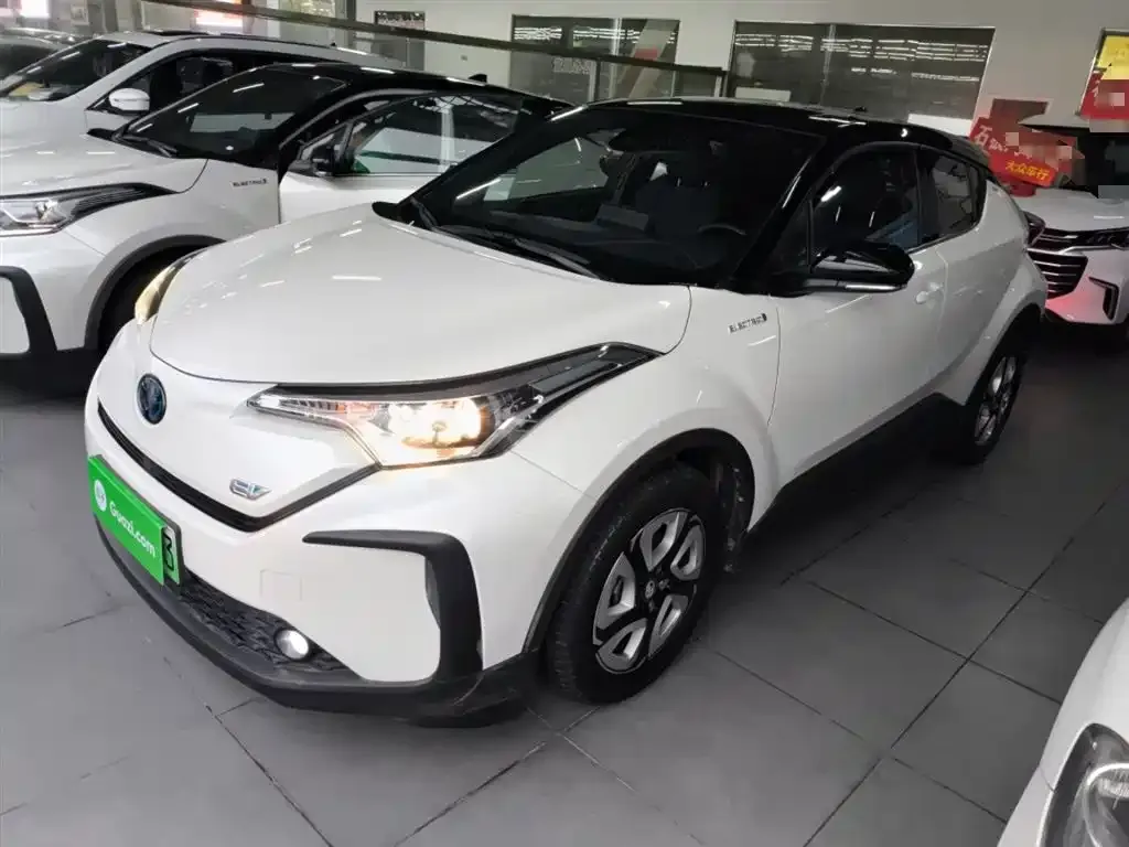 Toyota C-HR EV 2021 из CN, фото 2