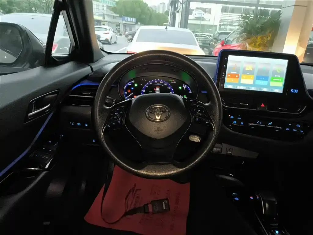 Toyota C-HR EV 2021 из CN, фото 3