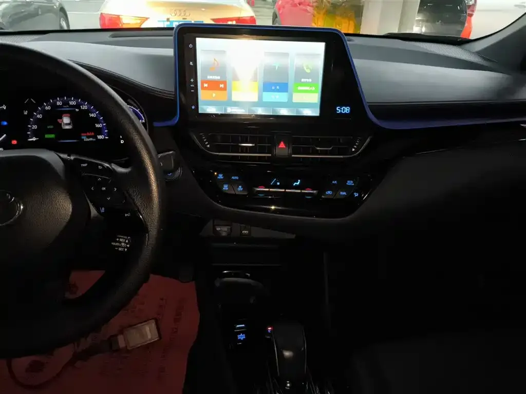 Toyota C-HR EV 2021 из CN, фото 5