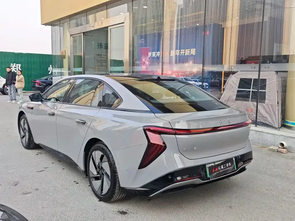 Hongqi EH7 2025 из CN, фото 4
