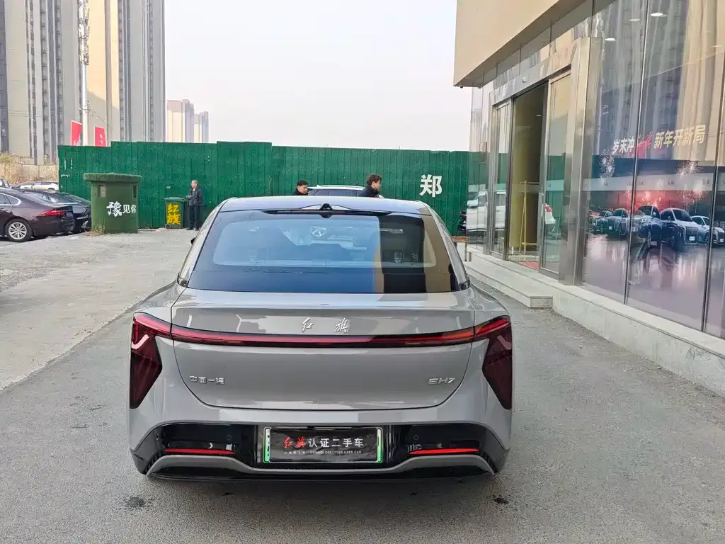 Hongqi EH7 2025 из CN, фото 2