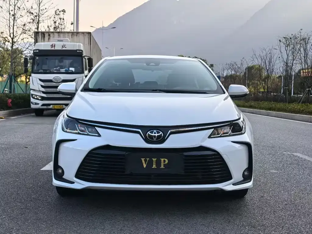 Toyota Corolla 2022 из CN, фото 1