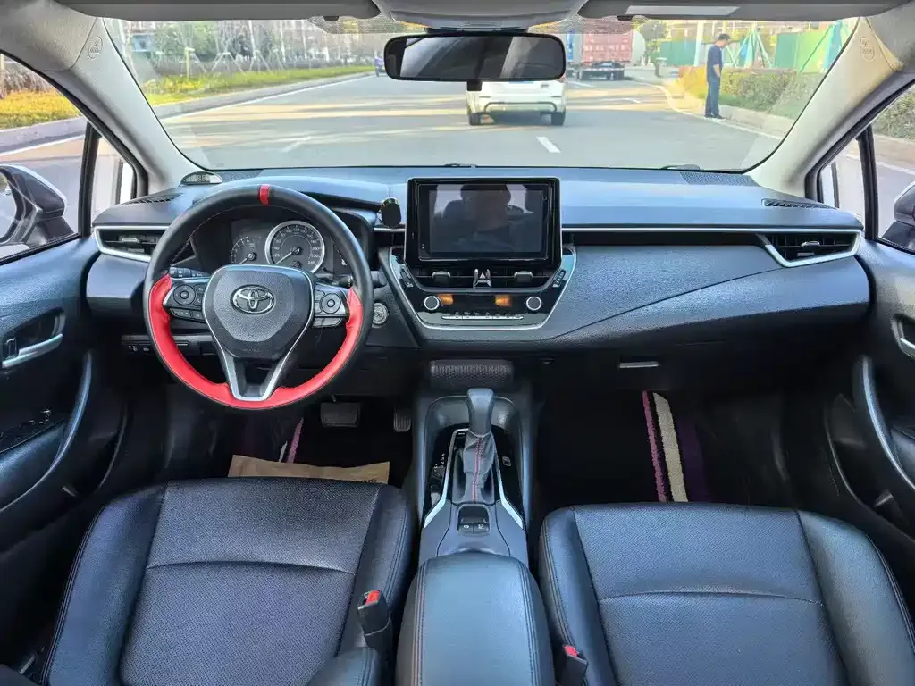 Toyota Corolla 2022 из CN, фото 2