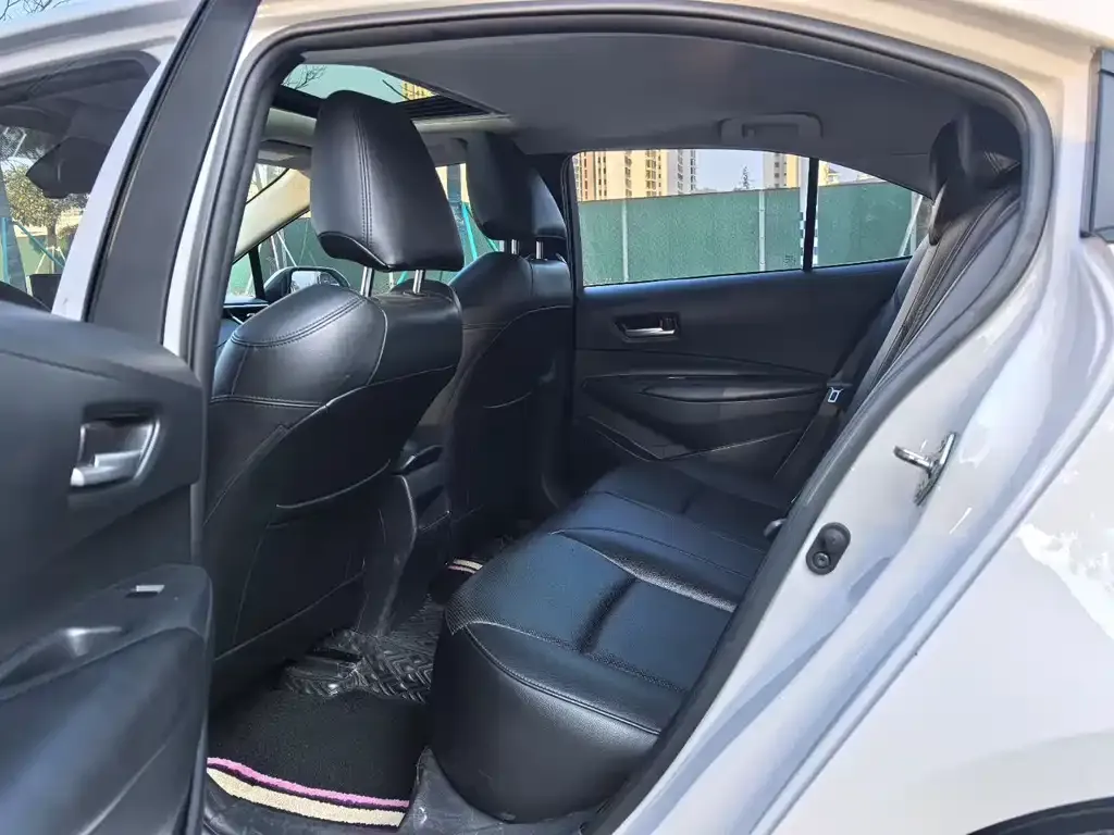 Toyota Corolla 2022 из CN, фото 3