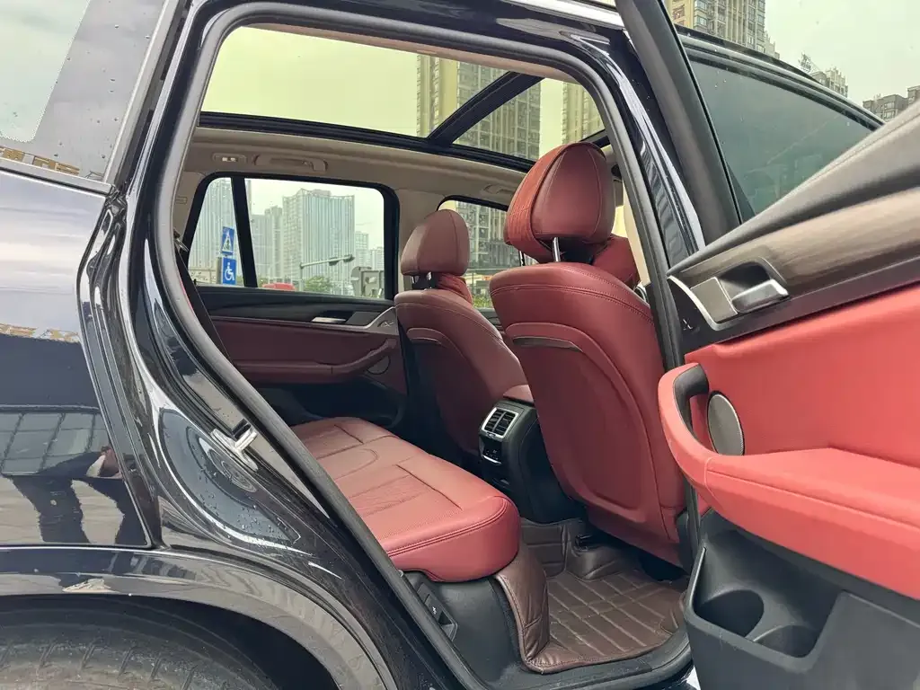 BMW X3 2022 из CN, фото 3