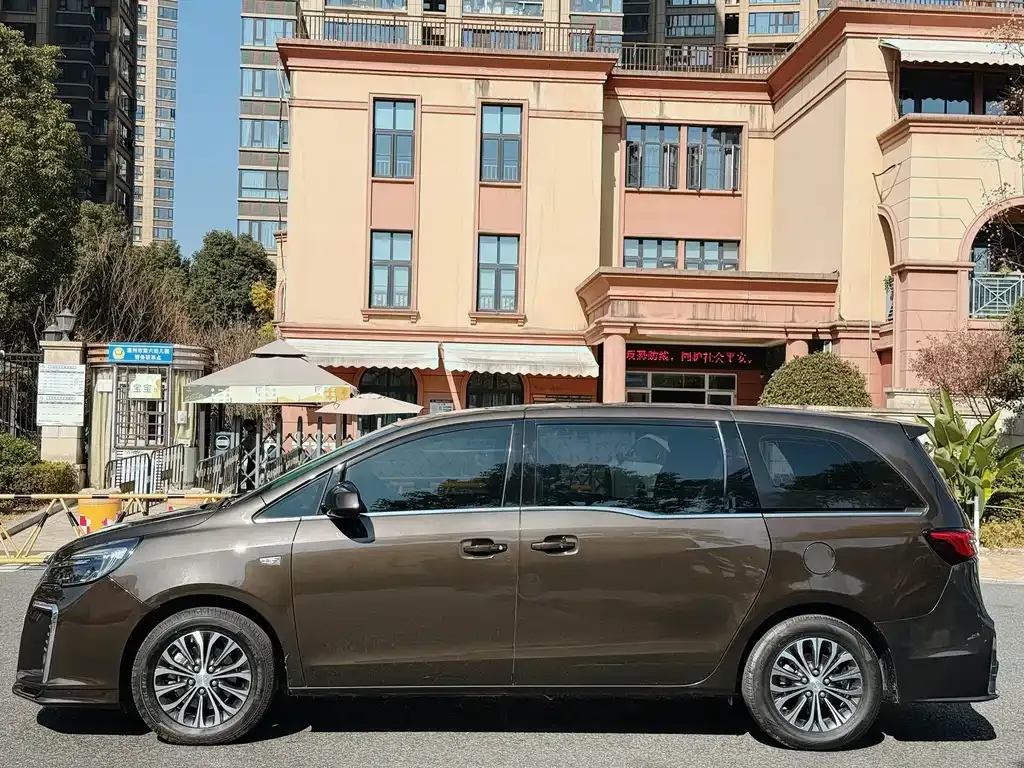 Buick GL8 2022 из CN, фото 5