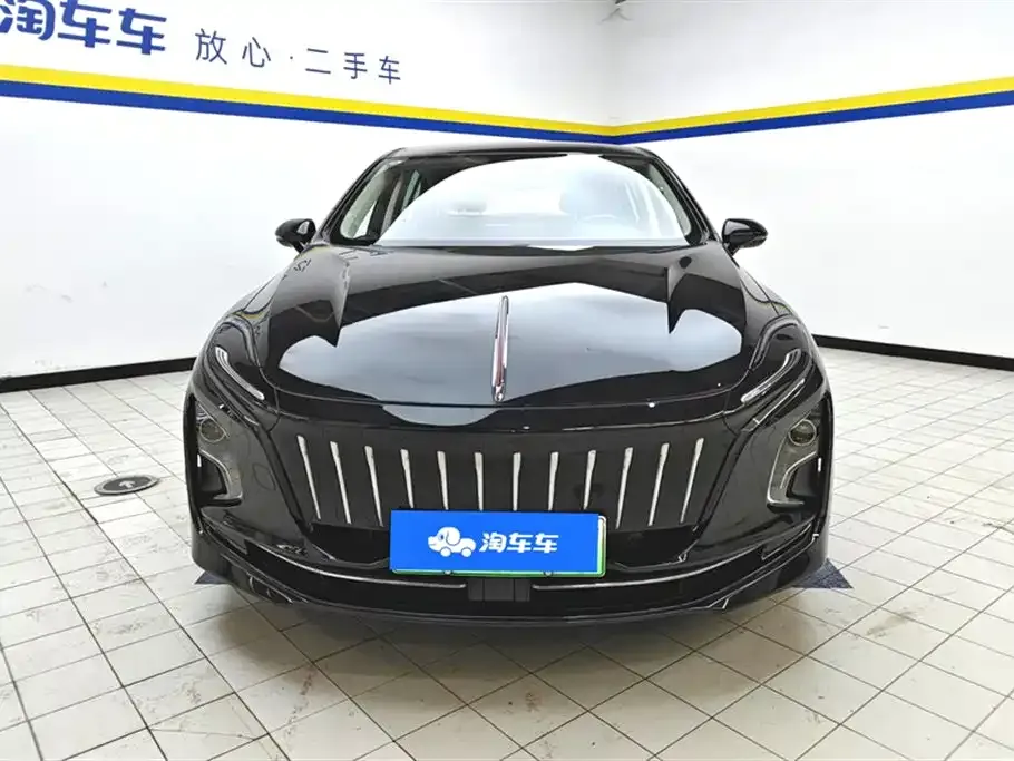 Hongqi E-QM5 2023 из CN, фото 3